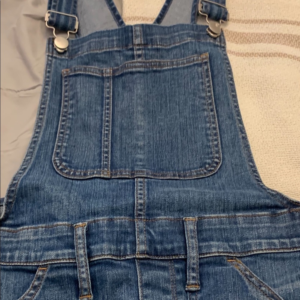 Bibs